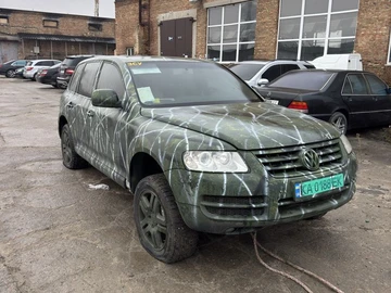 Авто Volkswagen Touareg 2003 № 8258462