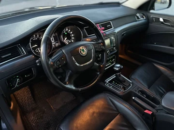 Авто Skoda Superb 2012 № 8258862