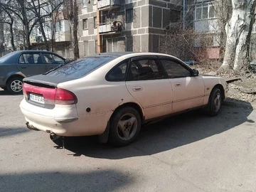 Авто Mazda 626 1993 № 8258904