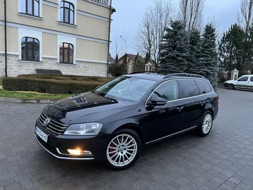 Авто Volkswagen Passat Variant 2012 № 8258923