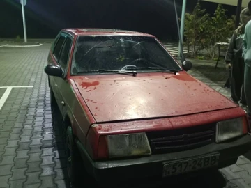Авто ВАЗ 2109 1991 № 8258957