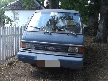 Авто Mazda E 2000 2200 Bus 1997 № 8259037