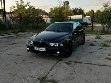 Авто BMW 5 Серия 2002 № 8259061