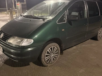 Авто Volkswagen Sharan 2000 № 8259083