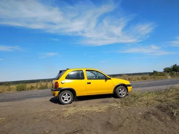 Авто Opel Corsa 2000 № 8259084