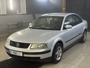 Авто Volkswagen Passat Sedan 2000 № 8259169