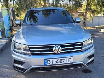 Авто Volkswagen Tiguan 2021 № 8259246