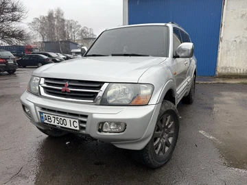 Авто Mitsubishi Pajero 2002 № 8259257