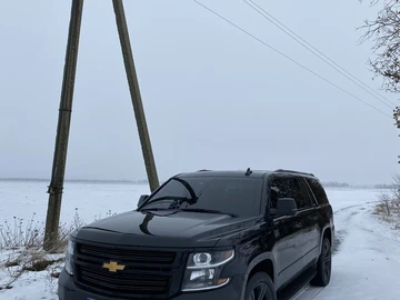 Авто Chevrolet Suburban 2016 № 8259374