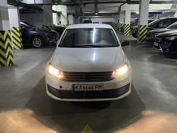 Авто Volkswagen Polo 2016 № 8259442