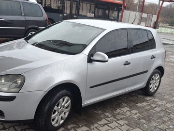 Авто Volkswagen Golf 2006 № 8259536