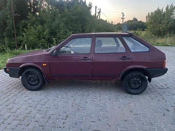 Авто ВАЗ 2109 1994 № 8259568