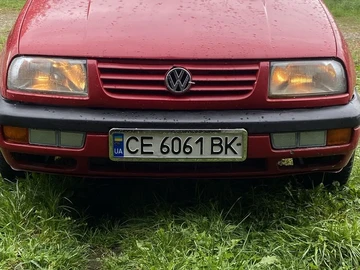 Авто Volkswagen Vento 1993 № 8259640