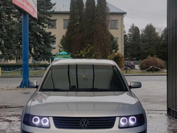 Авто Volkswagen Passat Sedan 1997 № 8259804