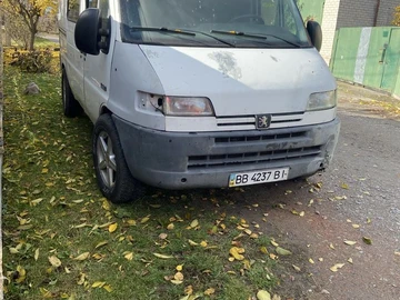 Авто Peugeot Boxer 2000 № 8260042