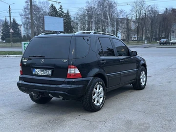 Авто Mercedes Ml Серия 2002 № 8260066