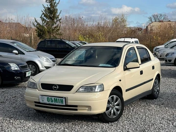 Авто Opel Astra 2005 № 8260078