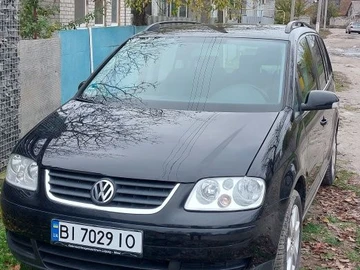 Авто Volkswagen Touran 2006 № 8260214
