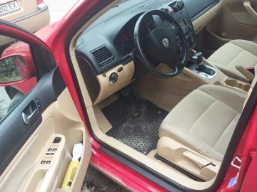 Авто Volkswagen Golf 2005 № 8260215