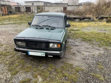 Авто ВАЗ 2107 1987 № 8260310