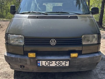 Авто Volkswagen Transporter 1992 № 8260321