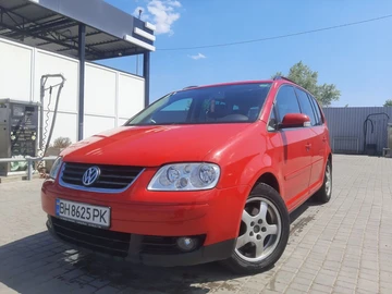 Авто Volkswagen Touran 2005 № 8260381