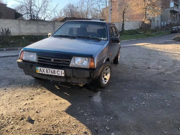 Авто ВАЗ 2109 2005 № 8260389