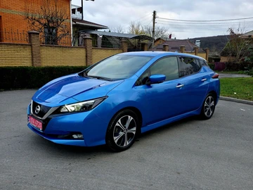 Авто Nissan Leaf 2021 № 8260395