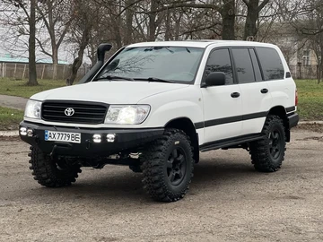 Авто Toyota Land Cruiser 105 1998 № 8260398