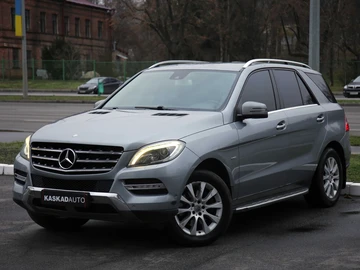 Авто Mercedes Ml Серия 2012 № 8260413