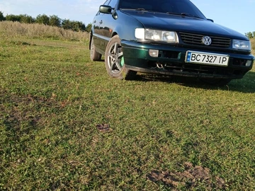 Авто Volkswagen Passat Sedan 1996 № 8260414