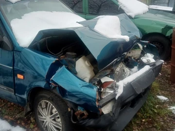 Авто ВАЗ 2109 1996 № 8260442