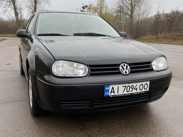 Авто Volkswagen Golf 1999 № 8260450