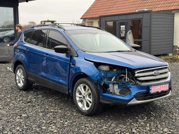 Авто Ford Escape 2017 № 8260497