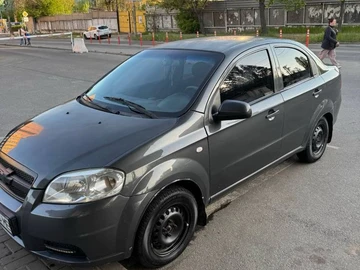 Авто Chevrolet Aveo 2007 № 8260498