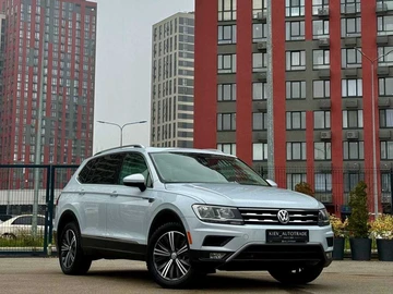 Авто Volkswagen Tiguan 2017 № 8260556
