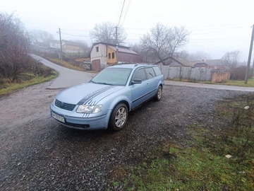 Авто Volkswagen Passat Variant 1998 № 8260559