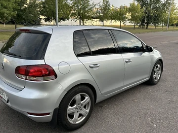 Авто Volkswagen Golf 2010 № 8260593