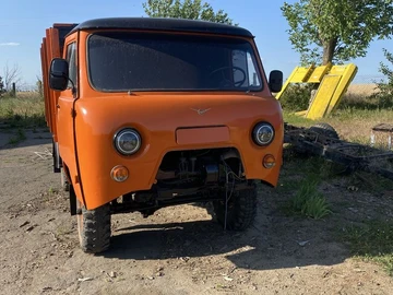 Авто УАЗ 3303 1995 № 8260620
