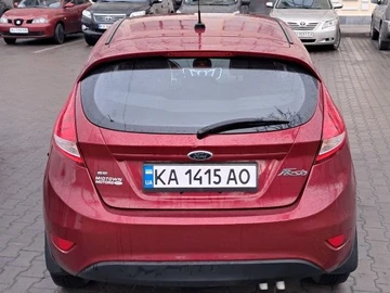 Авто Ford Fiesta 2012 № 8260626