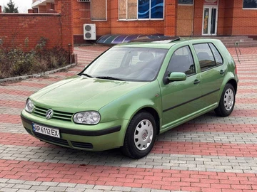 Авто Volkswagen Golf 1998 № 8260725