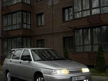 Авто ВАЗ 2111 2004 № 8260797