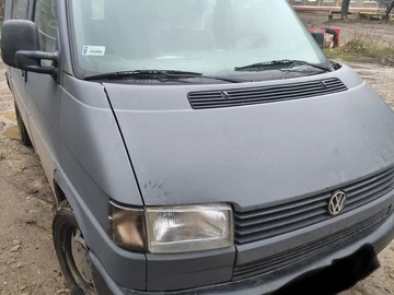 Авто Volkswagen Transporter 1993 № 8260877