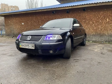 Авто Volkswagen Passat Hatchback 2004 № 8260879