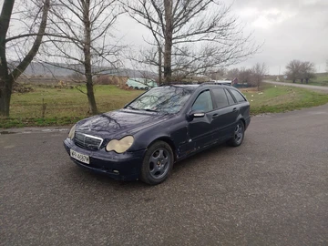 Авто Mercedes 220 2004 № 8261012