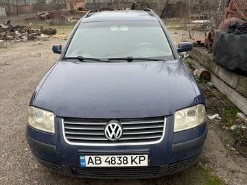 Авто Volkswagen Passat Sedan 2003 № 8261052