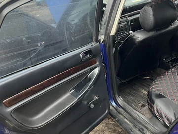 Авто Audi A4 1995 № 8261200