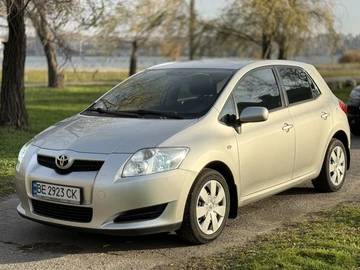 Авто Toyota Auris 2007 № 8261297