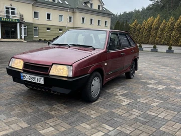 Авто ВАЗ 2109 1992 № 8261318