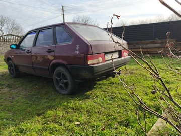 Авто ВАЗ 2109 1996 № 8261327